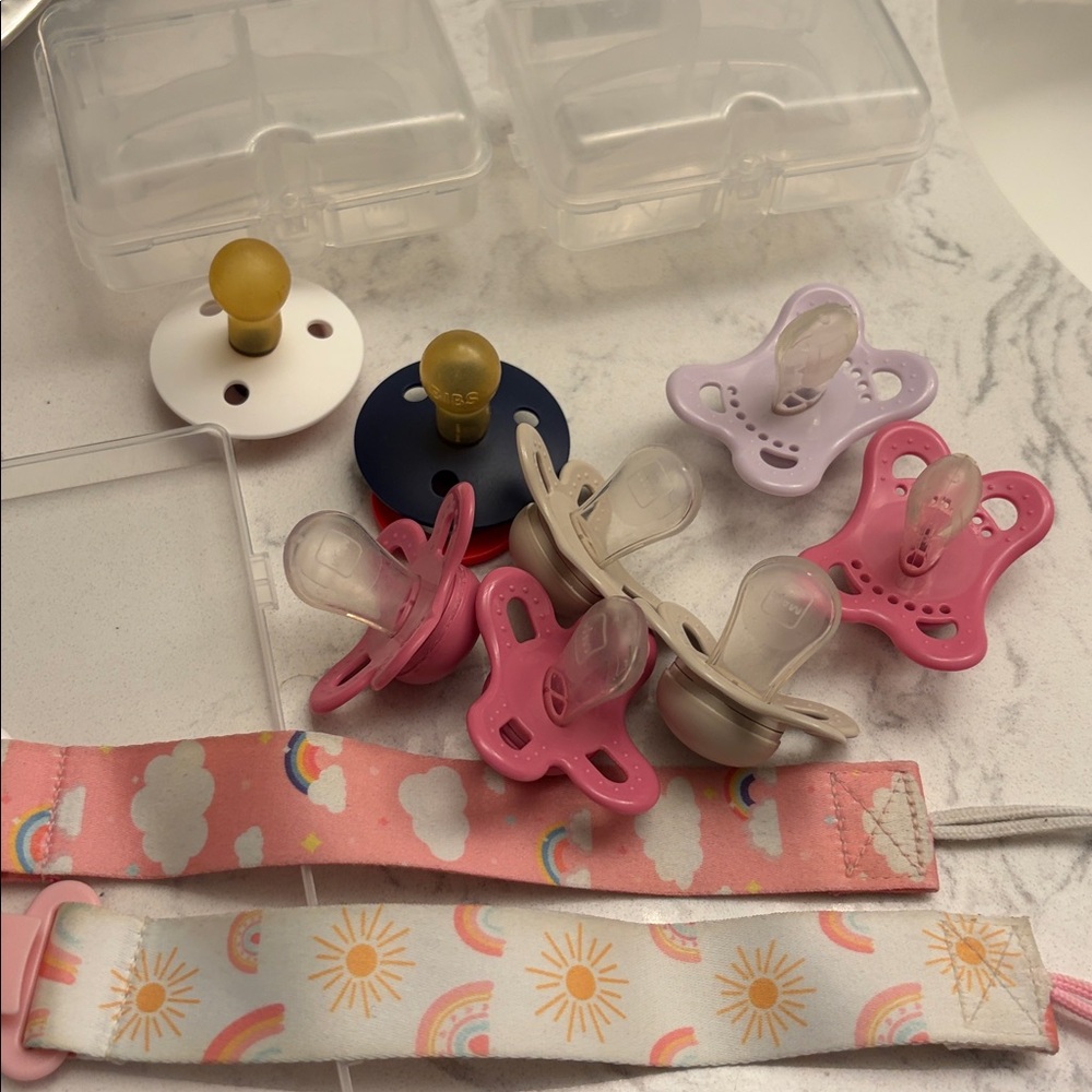 Pacifiers - Picture 3 of 3